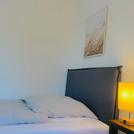Ganzes Haus, 80qm, Parkplatz, 6 Personen, 3 Schlafzimmer, Wlan