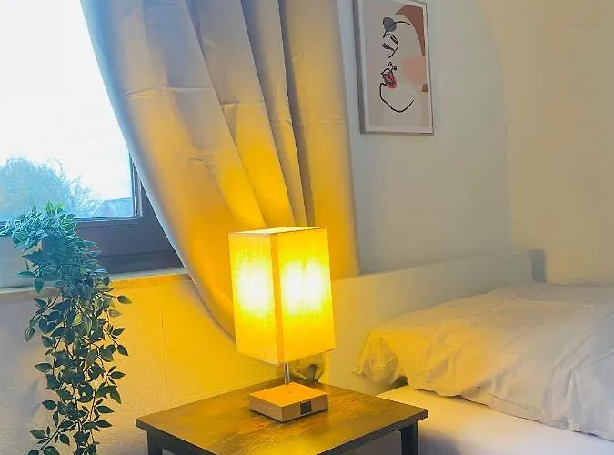 펜션 Ganzes Haus, 80qm, Parkplatz, 6 Personen, 3 Schlafzimmer, Wlan Neuenkirchen (Stade)