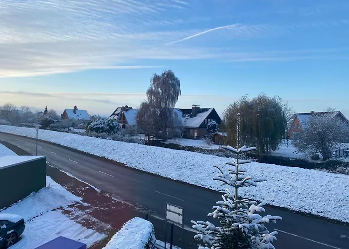 度假居 Ganzes Haus, 80qm, Parkplatz, 6 Personen, 3 Schlafzimmer, Wlan